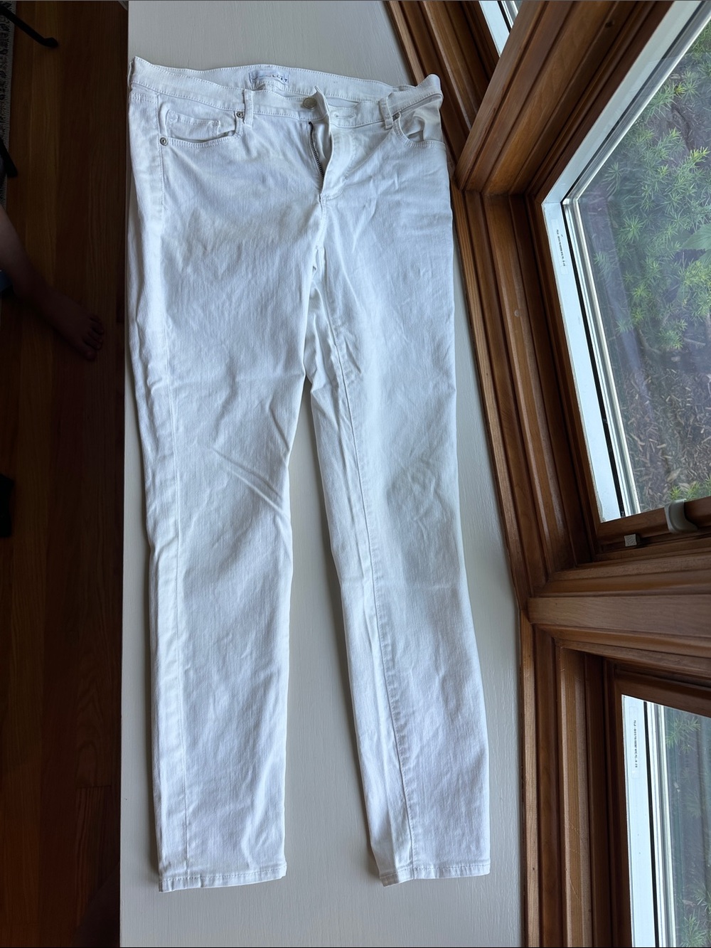 Ann Taylor White Denim Jeans